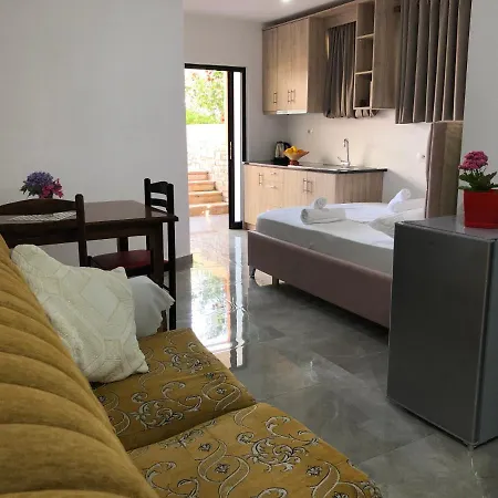 Villa Vila Laura Pasha *