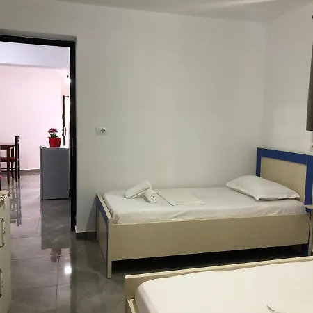 Villa Vila Laura Pasha *