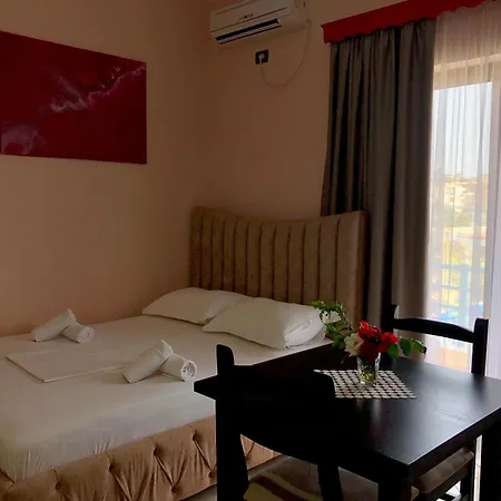 Villa Vila Laura Pasha *