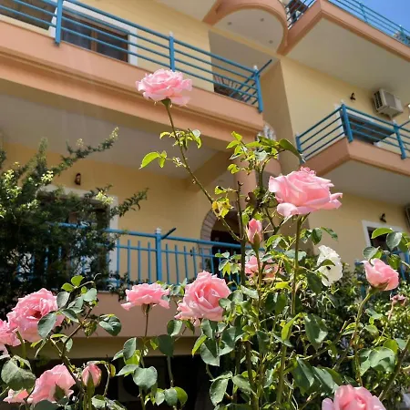 Villa Vila Laura Pasha *