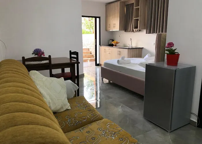 Villa Vila Laura Pasha *