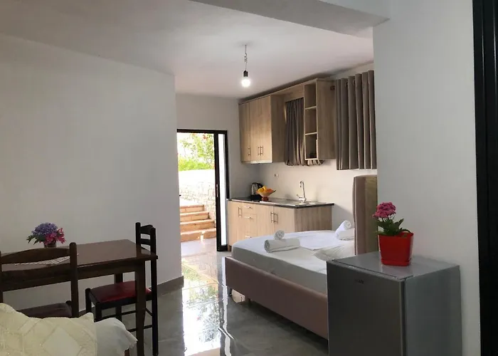 Vila Laura Pasha Ksamil