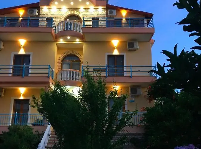 Vila Laura Pasha * Ksamil