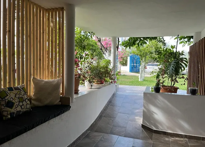 Vila Laura Pasha Ksamil